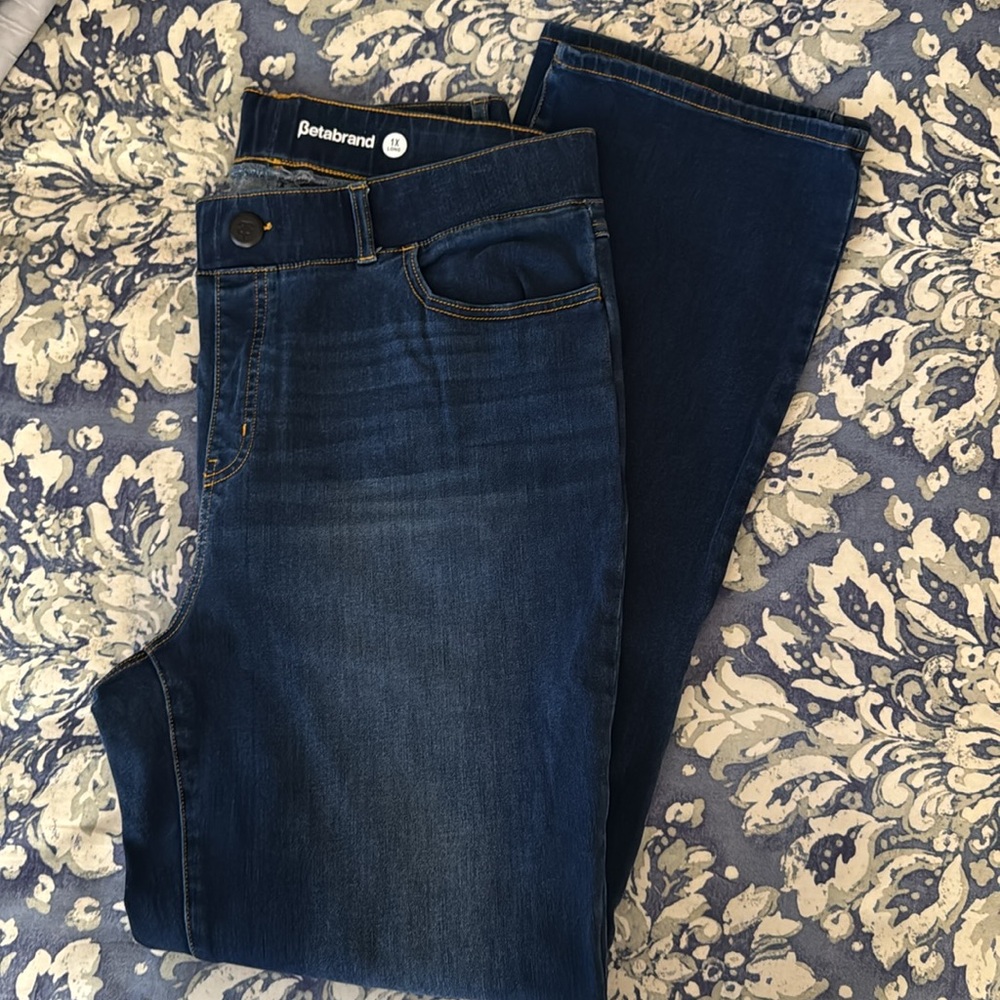 Betabrand  straight leg for pocket yoga denim